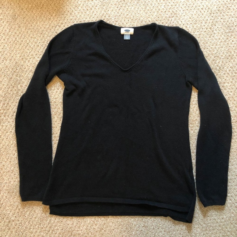 Old Navy V-Neck Black Knit Sweater